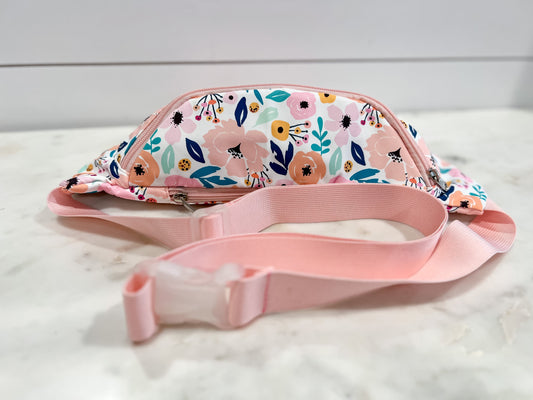 PINK FLORALS PLUS FANNY PACK