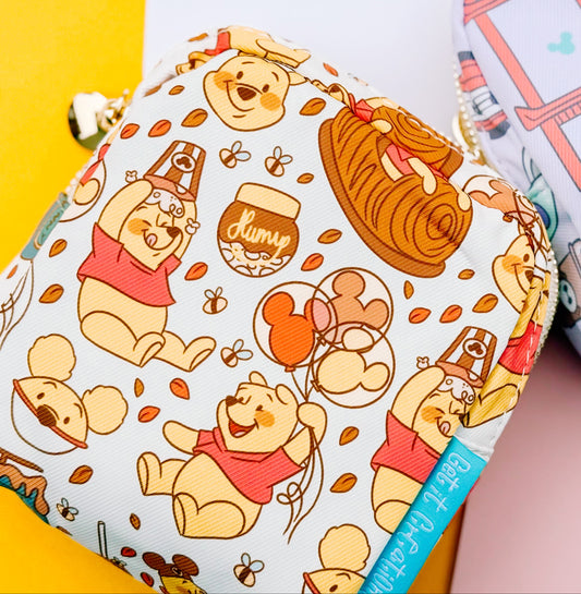 POOH AT THE PARKS MINI POUCH