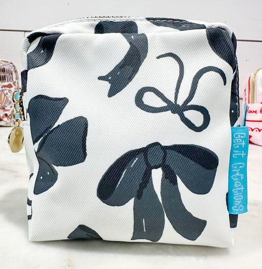 BLACK RIBBONS MINI POUCH